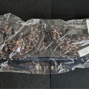 Curvy Couture Leopard Print Bra